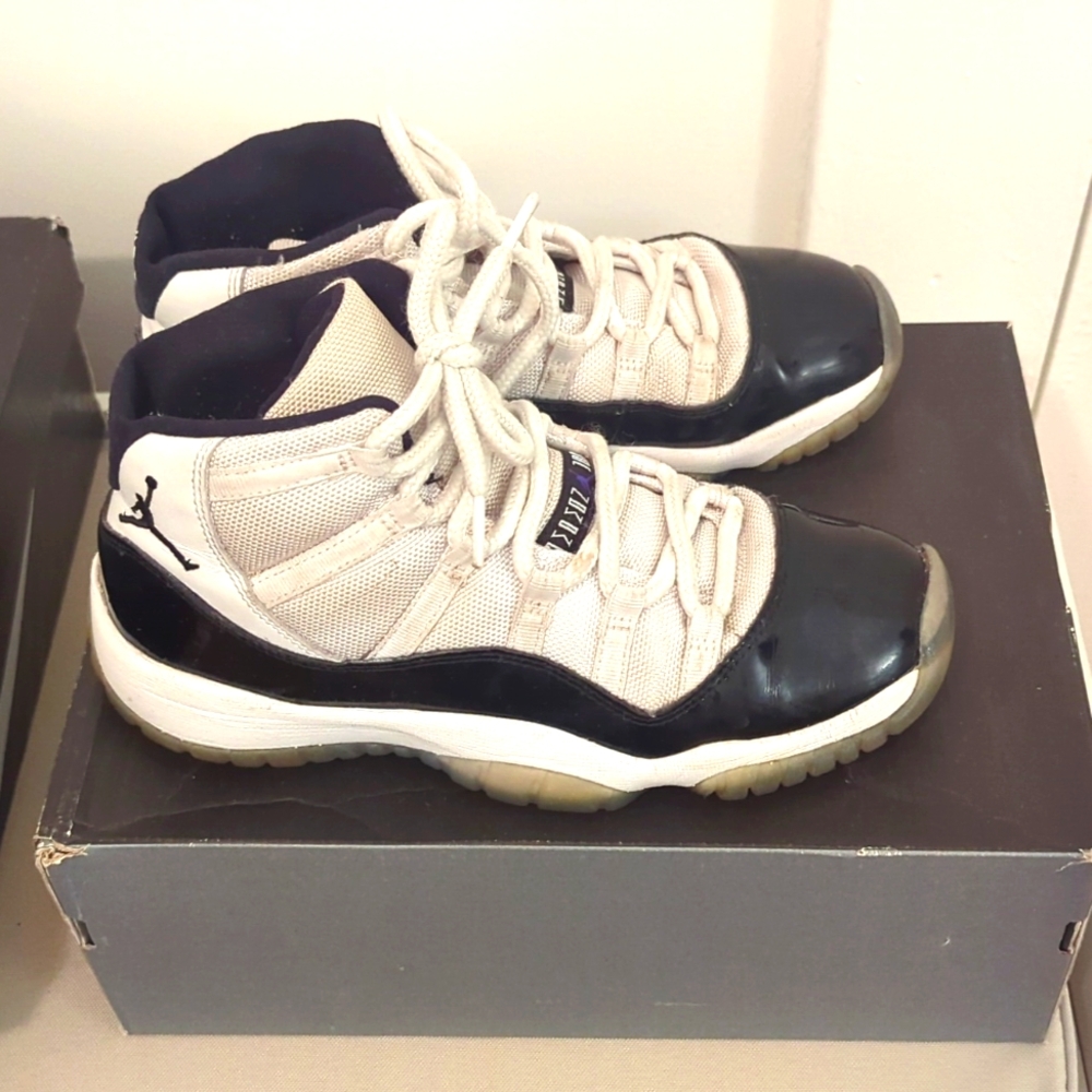 Nike Air Jordan 11 Retro (GS) Suze 6Y Boys Kids Black White with Box